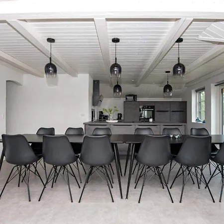 Vakantiehuis Luxury Retreat With Pool - By Traum