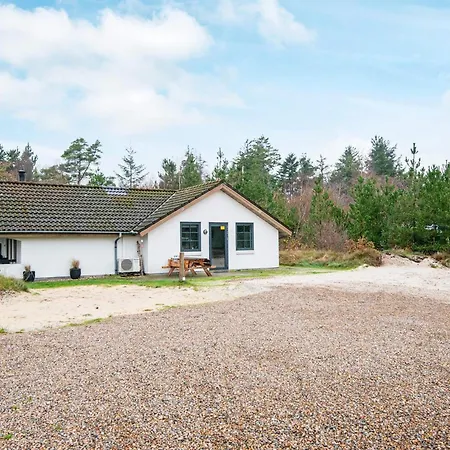 Luxury Retreat With Pool - By Traum Vakantiehuis *